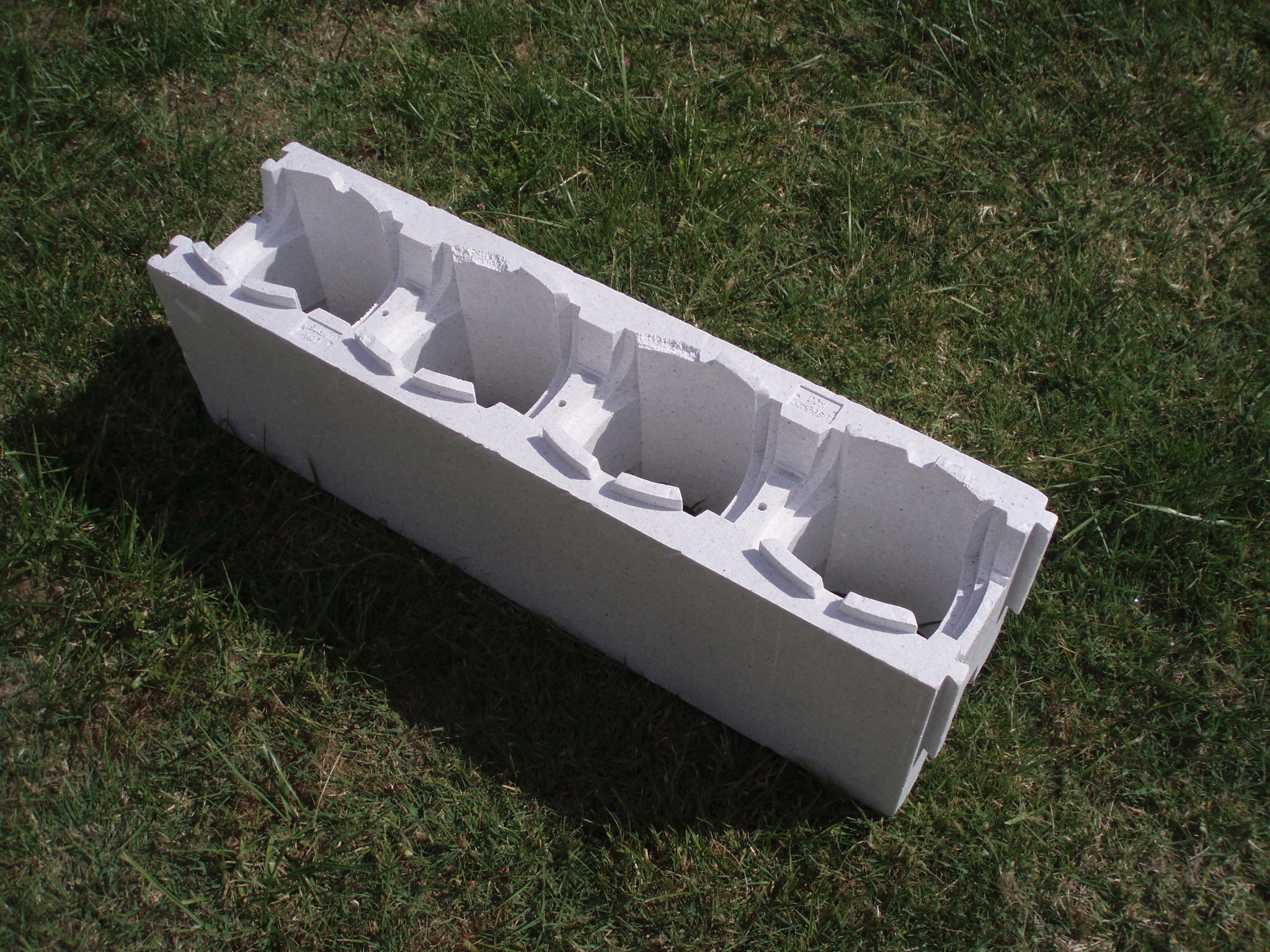 polystyrene wall block